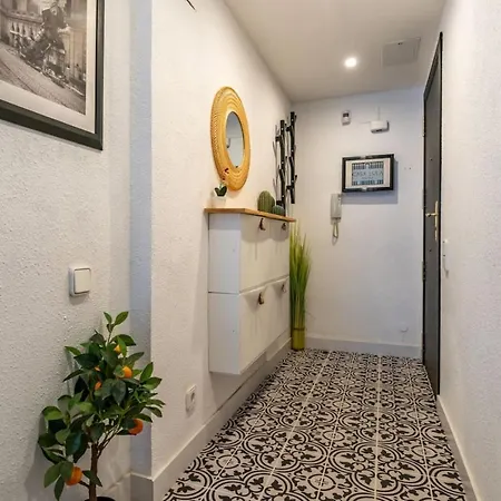 Luxury Pool Wifi Ac Apartment *